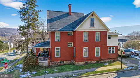 624 Bellefonte Ave, Lock Haven, PA 17745