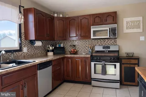 Kitchen - 118 Washington Ave, Lamar, PA 16848 photo 3 of 3
