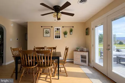 Dining - 118 Washington Ave, Lamar, PA 16848 photo 1 of 2