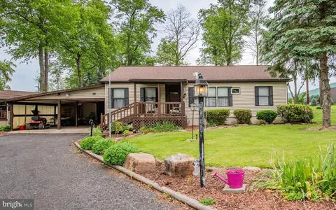 887 Laurel Cir #887, Lock Haven, PA 17745