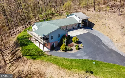 97 Heverly Ln, Beech Creek, PA 16822