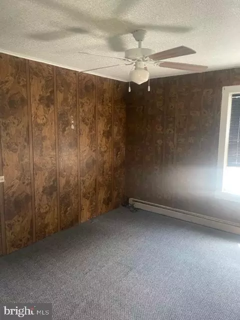 324 Eighth St E, Berwick, PA 18603 photo 9