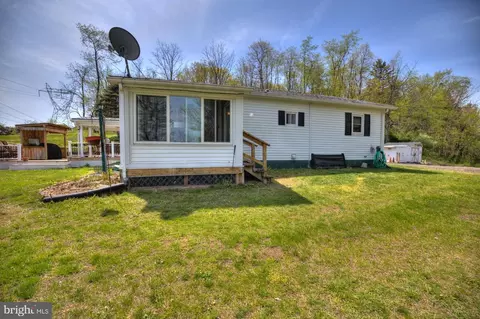 352 Mountain Pink, Bloomsburg, PA 17815