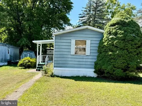 2700 Lackawanna Ave #18, Bloomsburg, PA 17815