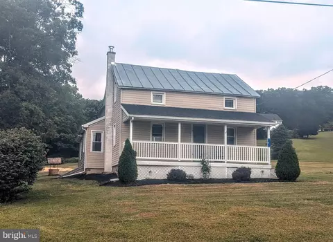 4 Nursery Rd, Berwick, PA 18603