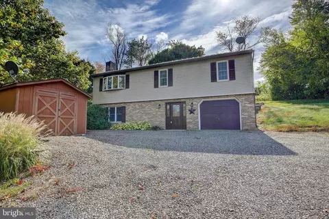 62 Quarry Dr, Catawissa, PA 17820