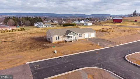 34 Mifflin Ter, Nescopeck, PA 18635