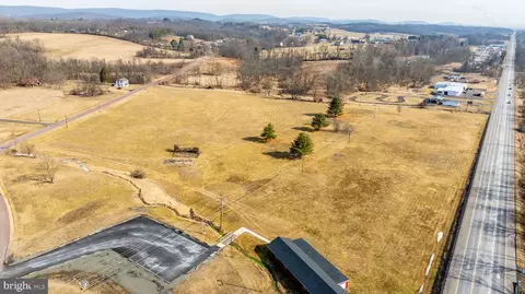 4012 Wolf Hollow Rd, Bloomsburg, PA 17815