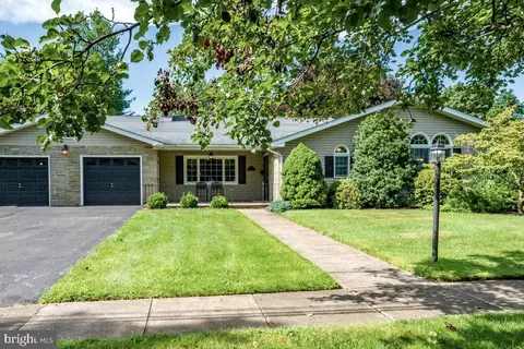 120 Friar Rd, Bloomsburg, PA 17815