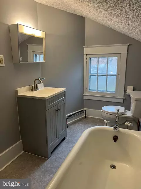 Bath - 31 Cameron Rd, Driftwood, PA 15832 photo 6 of 7