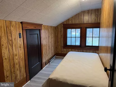 Bedroom - 31 Cameron Rd, Driftwood, PA 15832 photo 14 of 19