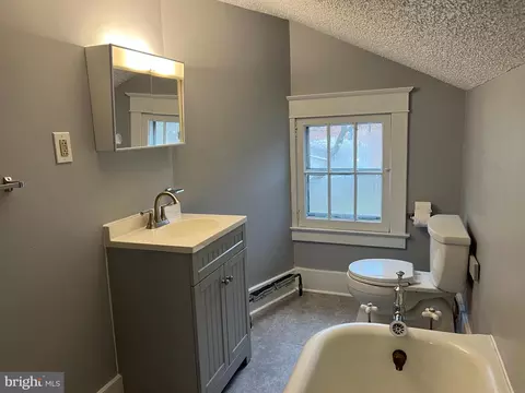 Bath - 31 Cameron Rd, Driftwood, PA 15832 photo 5 of 7