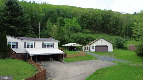 871 Hillcrest Dr, Emporium, PA 15834
