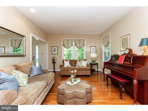 307 Dorset Rd, Devon, PA 19333 photo 4