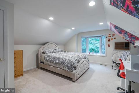 212 Forest Hills Cir, Devon, PA 19333 photo 32