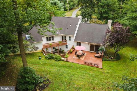 212 Forest Hills Cir, Devon, PA 19333 photo 3