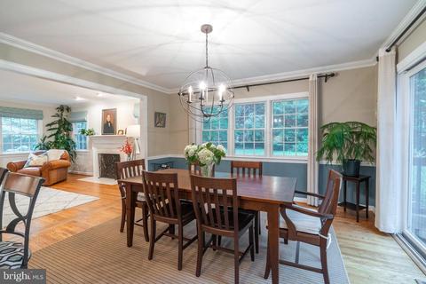 212 Forest Hills Cir, Devon, PA 19333 photo 10