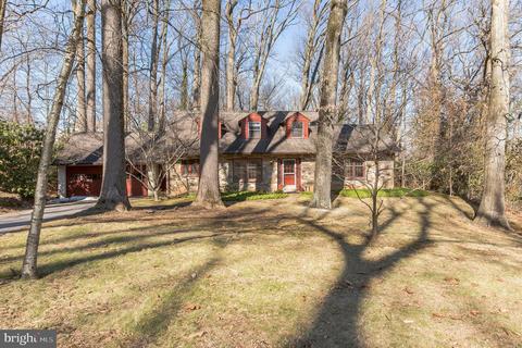 265 Forest Hills Cir, Devon, PA 19333 photo 2