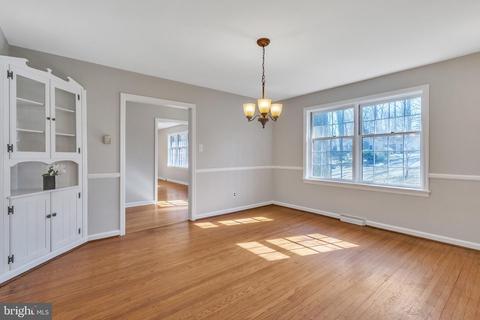 265 Forest Hills Cir, Devon, PA 19333 photo 9