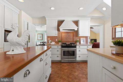 684 Wetherby Ln, Devon, PA 19333 photo 15
