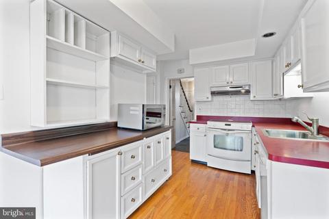 521 Delancy Cir, Devon, PA 19333 photo 13