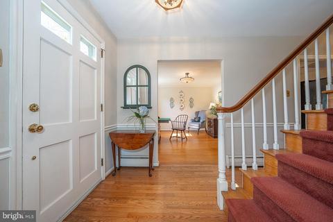 562 Gregory Ln, Devon, PA 19333 photo 4