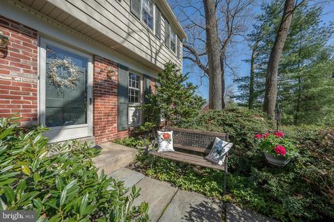 562 Gregory Ln, Devon, PA 19333 photo 3