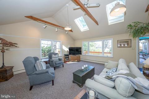 562 Gregory Ln, Devon, PA 19333 photo 25