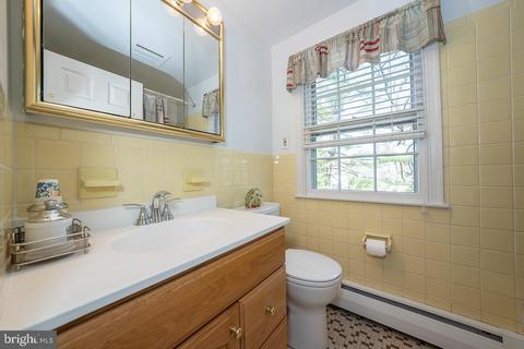 562 Gregory Ln, Devon, PA 19333 photo 41
