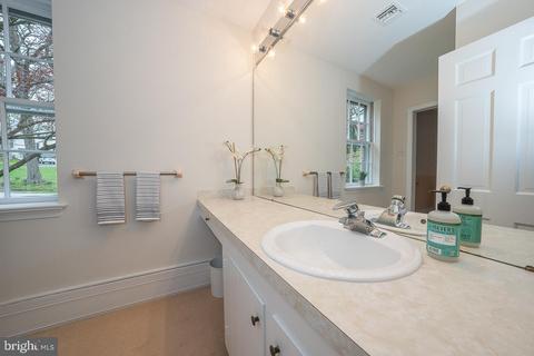 639 Timber Ln, Devon, PA 19333 photo 16