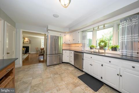 218 Devon Blvd, Devon, PA 19333 photo 16
