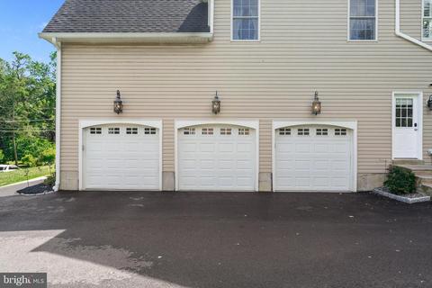 323 Oakwood Ln, Devon, PA 19333 photo 41