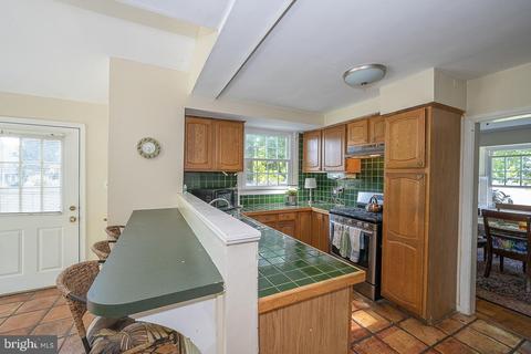 336 Old Lancaster Rd, Devon, PA 19333 photo 8