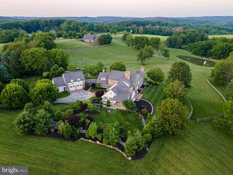 355 Fairview Rd, Coatesville, PA 19320