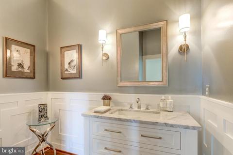 220 S Waterloo Rd, Devon, PA 19333 photo 42