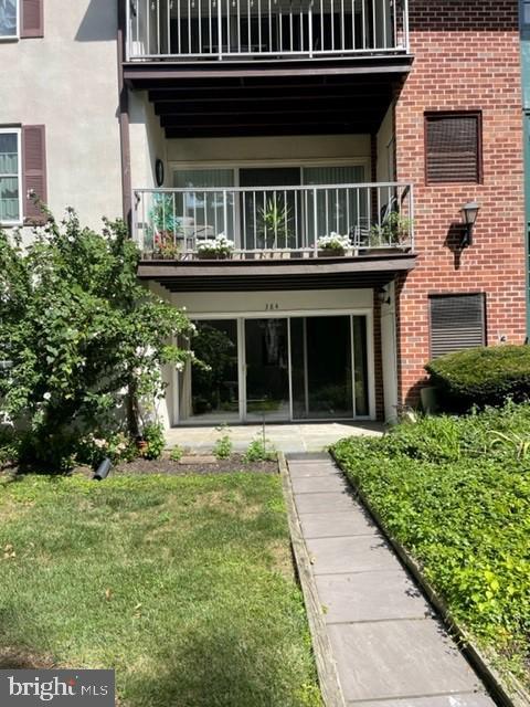 384 Drummers Ln, Wayne, PA 19087 photo 2