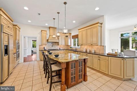418 S Waterloo Rd, Devon, PA 19333 photo 17