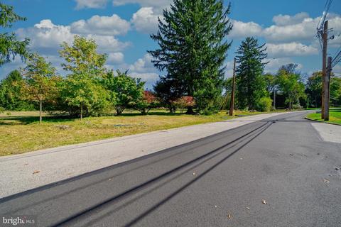 437 S Fairfield Rd, Devon, PA 19333 photo 9