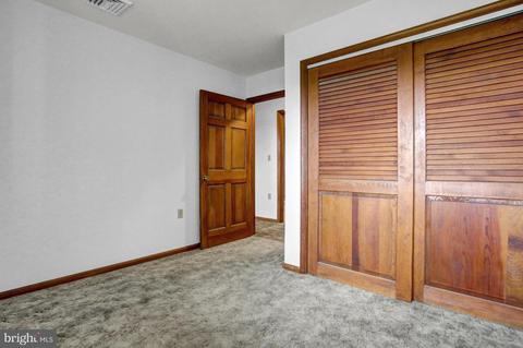455 Yoder Rd, Elverson, PA 19520 photo 13