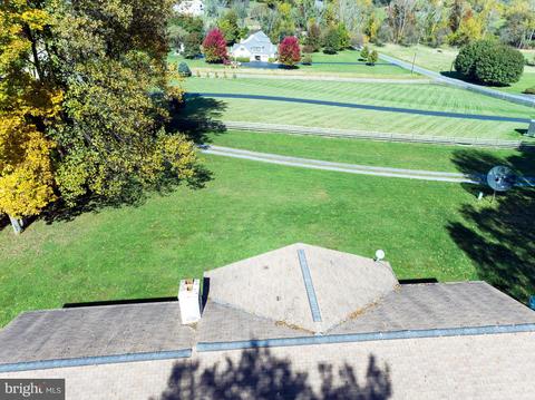 455 Yoder Rd, Elverson, PA 19520 photo 40