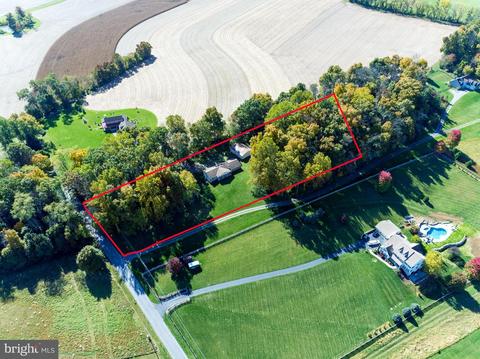 455 Yoder Rd, Elverson, PA 19520 photo 34
