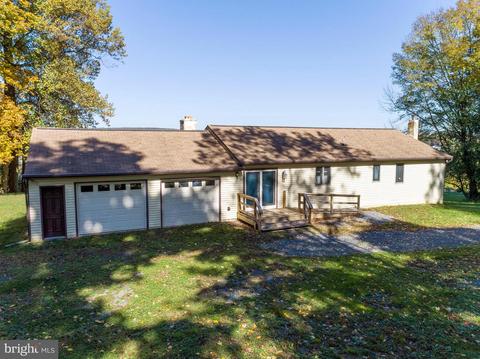 455 Yoder Rd, Elverson, PA 19520 photo 2