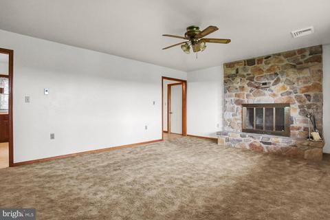 455 Yoder Rd, Elverson, PA 19520 photo 7