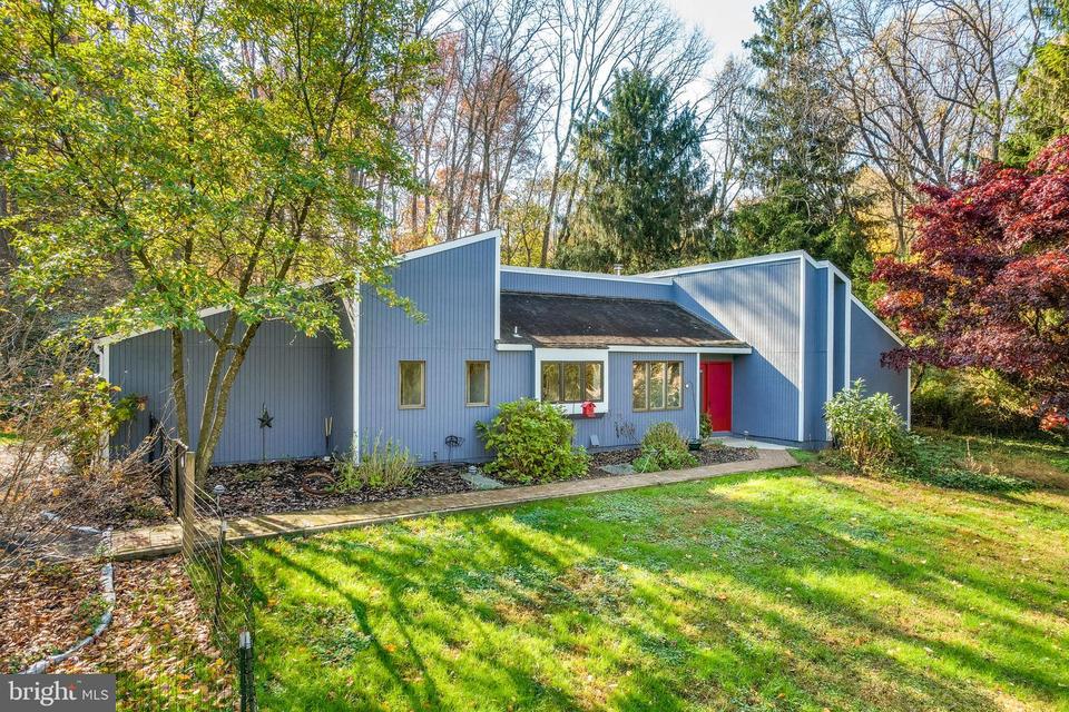  142 Chesterville Rd, Landenberg, PA 19350 photo 2