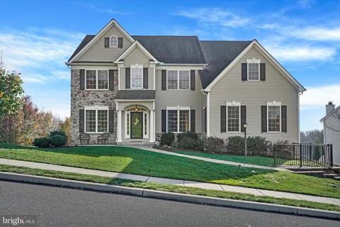 209 Clover Ln, Phoenixville, PA 19460