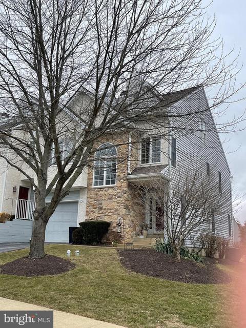 374 Bristol Cir, Exton, PA 19341