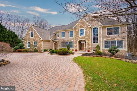 309 E Branch Dr, Kennett Square, PA 19348