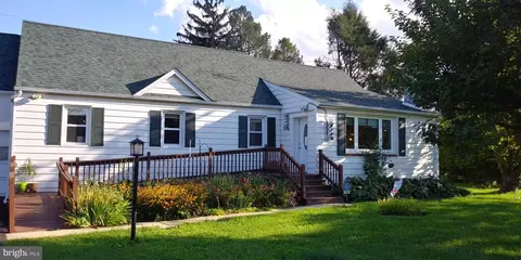104 Coeway Ln, Exton, PA 19341