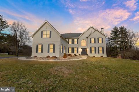 1165 Meghan Ct, West Chester, PA 19382