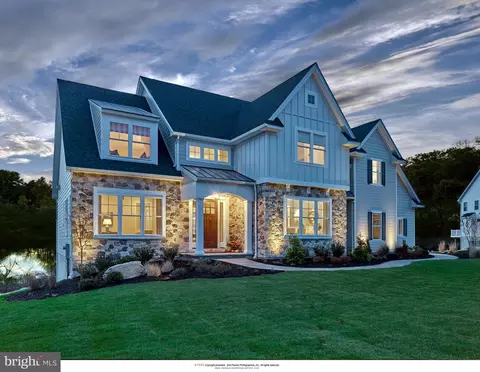 944 Forest Ln, Malvern, PA 19355